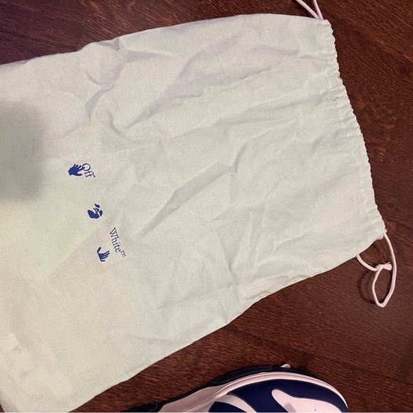 OFF-WHITE Out Of Office "OOO" Low Tops Dark Blue White - Picture 2 of 7